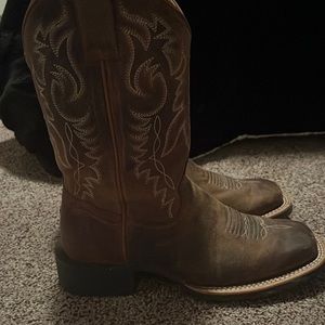 Cowgirls boots